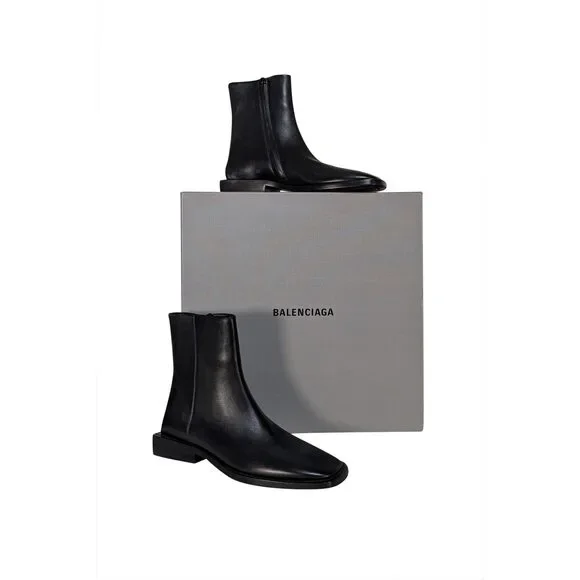 Balenciaga - Black Leather Square Toe & Heel Short Boot Sz 7 - Picture 1 of 5